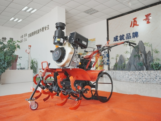 115 kg de charge à quatre roues motrices Mini Power Tiller Cultivator avec transmission intégrale