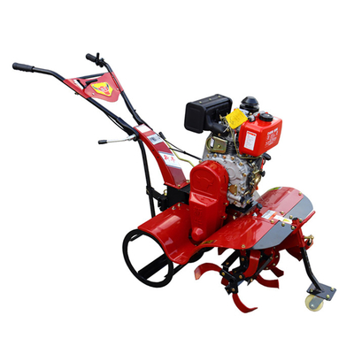 Puissant moteur diesel 186F à quatre roues motrices Mini Power Tiller Cultivator pour le marché