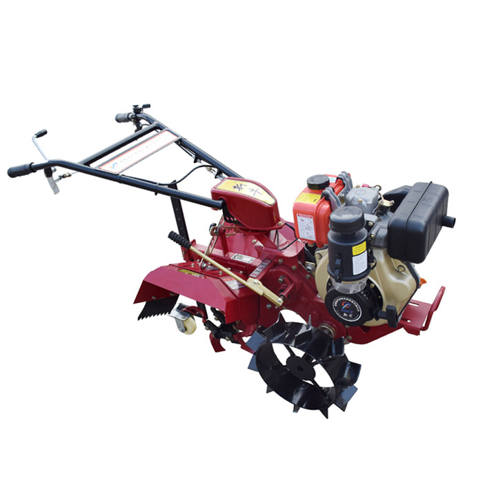 Vitesse de fonctionnement de 4 km/h Cultivateur polyvalent diesel pour l'entretien des vergers